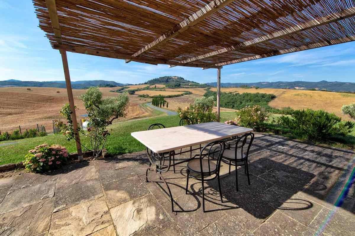 Podere Calvaiola モンテカティーニ・ヴァル・ディ・チェーチナ エクステリア 写真